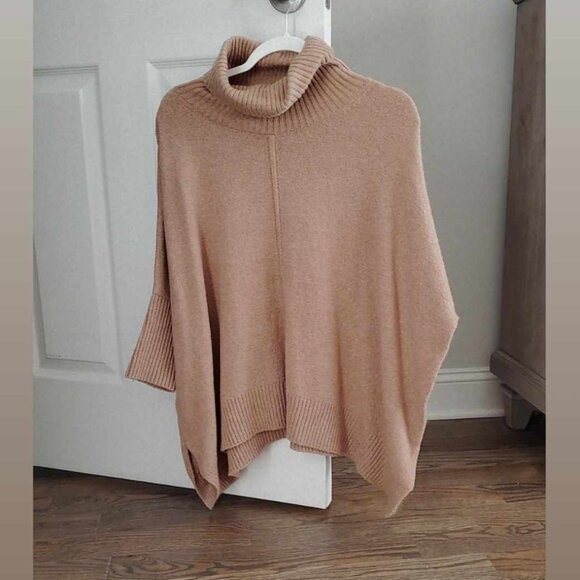 LOFT XS Camel Turtleneck Poncho Sweater Perfect Holiday Layering, Like New! - Picture 3 of 5